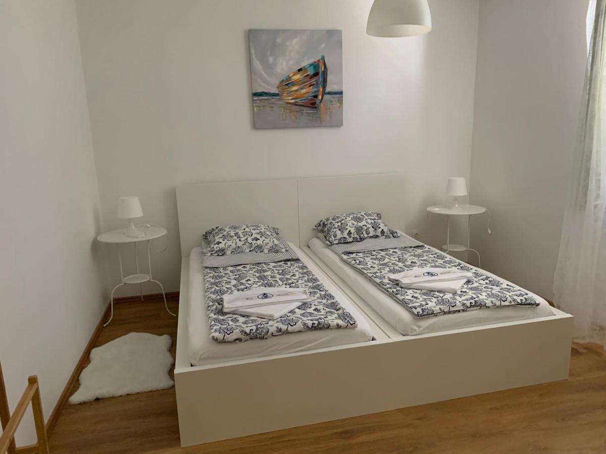 Apartment Apartments Novi Vinodolski Novi Vinodolski